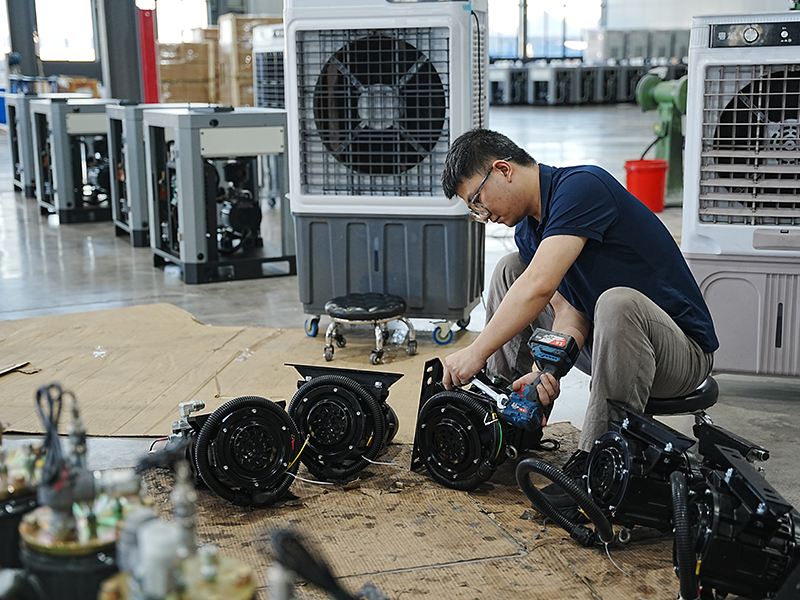 Venind din China, marketing în lume